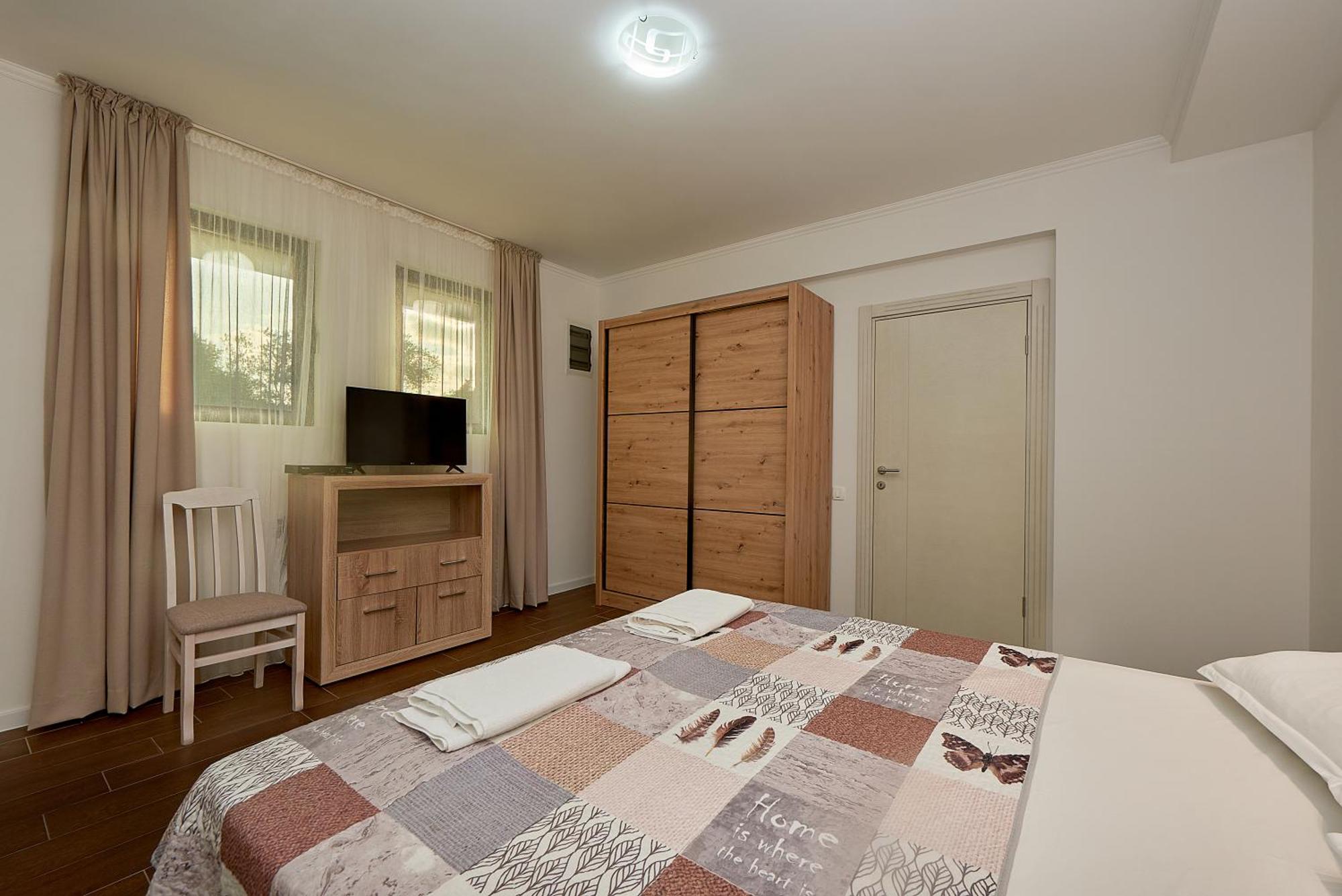 Adria Lux Apartmens 2 Sveti Stefan Exterior foto