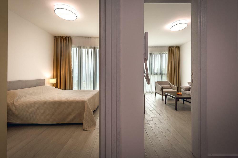 Adria Lux Apartmens 2 Sveti Stefan Exterior foto