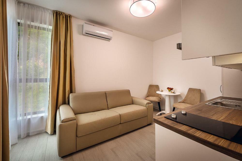 Adria Lux Apartmens 2 Sveti Stefan Exterior foto