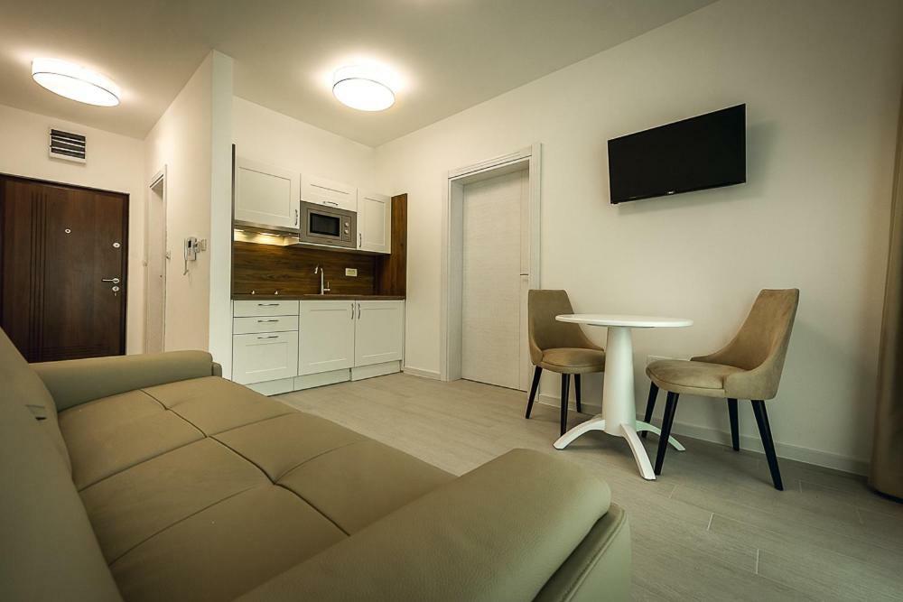 Adria Lux Apartmens 2 Sveti Stefan Exterior foto