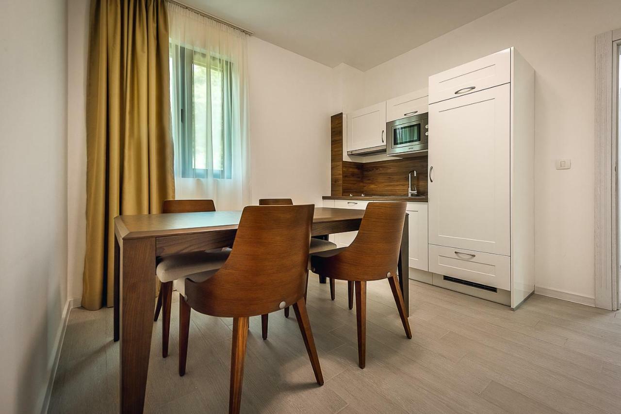 Adria Lux Apartmens 2 Sveti Stefan Exterior foto